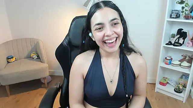  BellaEvans  online show from February 4, 2025, 11:38 am