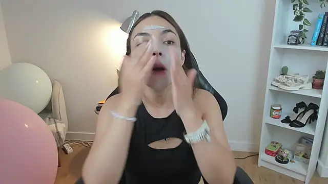  BellaEvans  online show from September 11, 2025, 4:23 am