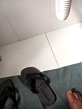 lobomisterioso13 online show from October 7, 2025, 12:02 pm