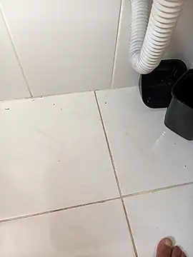 lobomisterioso13 online show from April 10, 2026, 12:32 pm