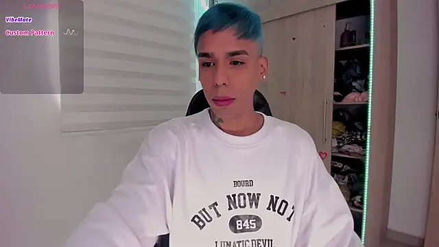 aldrinwhite online show from February 23, 2025, 2:46 pm