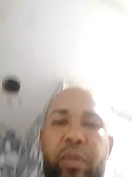 Frankie0880 online show from December 29, 2024, 11:18 pm