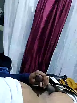 Frankie0880 online show from February 9, 2025, 3:53 am