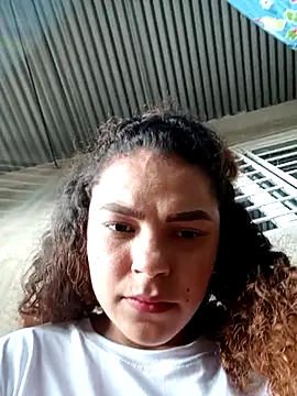 Mommy-Hot online show from March 6, 2025, 8:37 pm