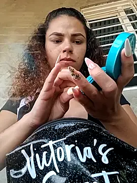 Mommy-Hot online show from March 12, 2025, 1:30 pm