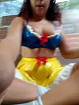 Mommy-Hot online show from September 30, 2025, 1:49 pm