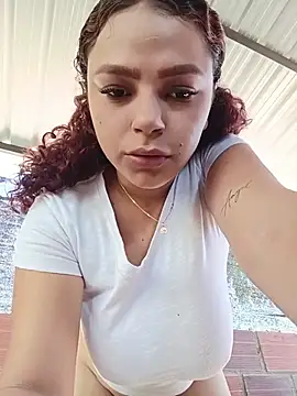 Mommy-Hot online show from July 28, 2026, 2:13 pm