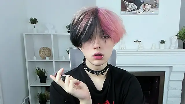 Justin Care online show from September 28, 2025, 8:36 pm