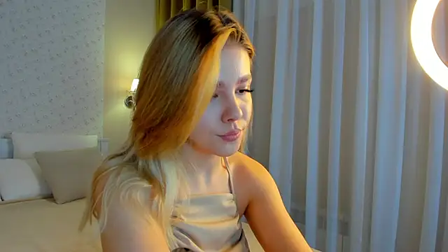 Anna Robinson online show from December 29, 2024, 1:13 am