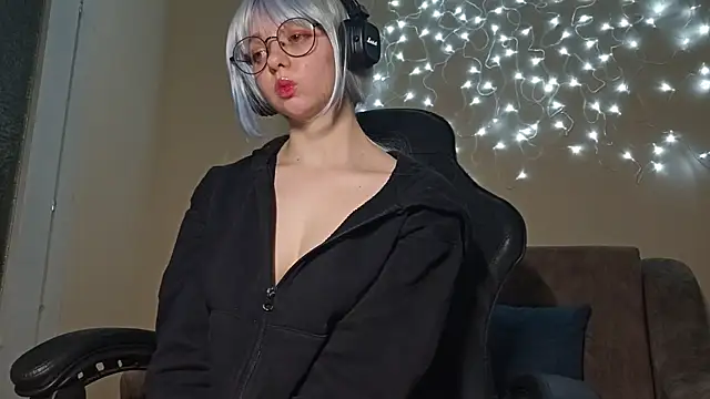 DanaWard online show from January 20, 2025, 11:43 pm