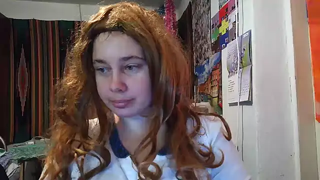 Cora Maro online show from September 20, 2025, 12:17 pm