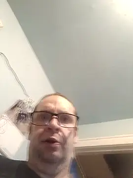 fastesttongue1680 online show from April 2, 2026, 3:48 am