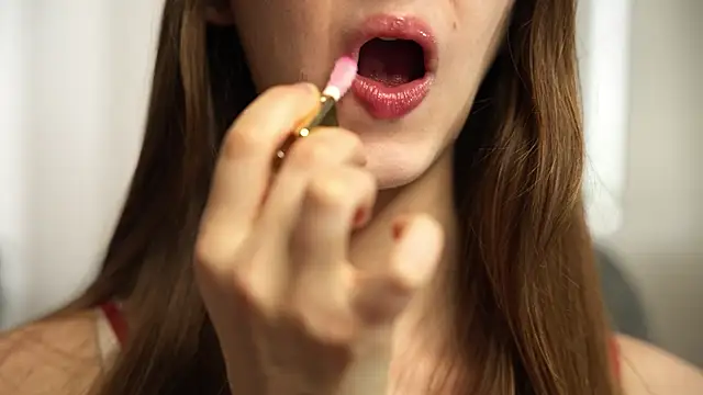 PrincessMononokee online show from April 6, 2026, 7:09 am