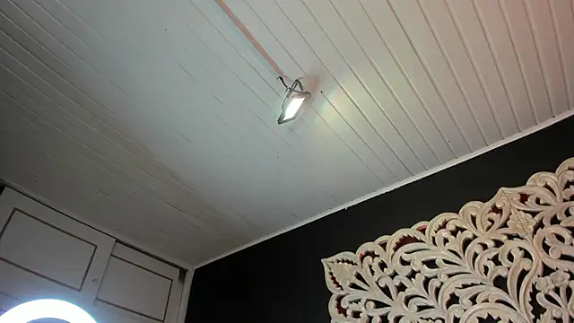 Ammy nova online show from March 18, 2026, 8:01 pm