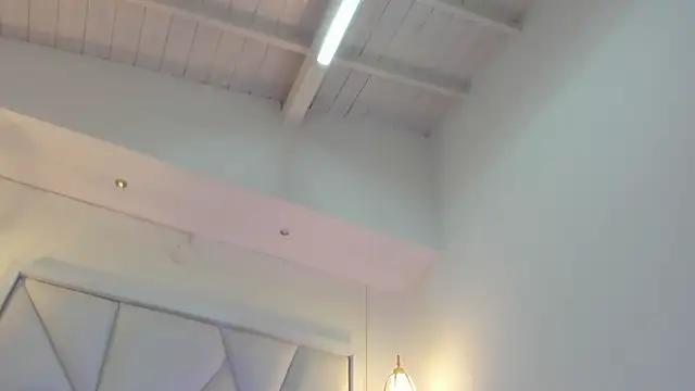 AbigailWilliams  online show from February 10, 2026, 11:03 am