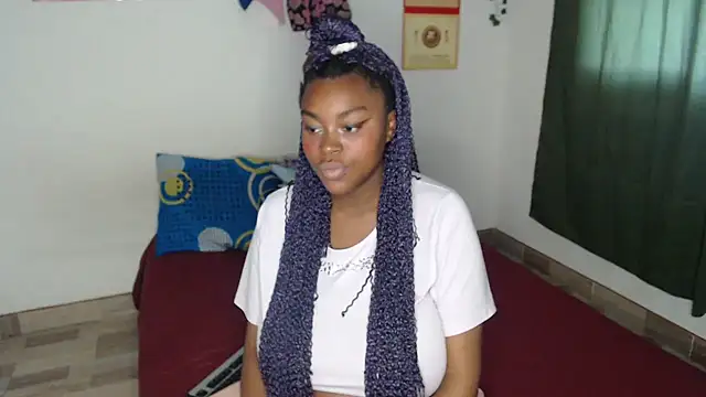 lyssyhorny online show from March 4, 2025, 6:39 pm