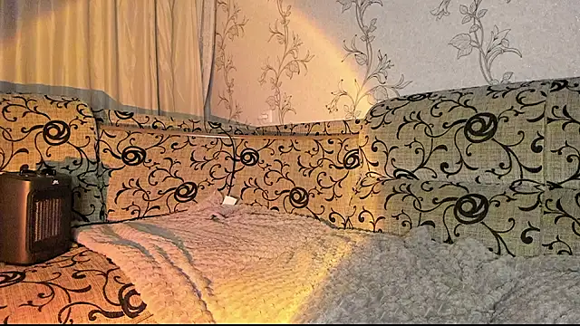 Snapshot of insanely-sweet chatting on January 30, 2025, 8:21 pm insanely-sweet online show from January 30, 2025, 8:21 pm