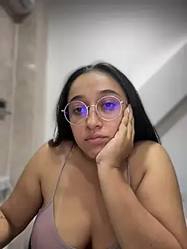 cata megan online show from March 8, 2025, 12:44 am