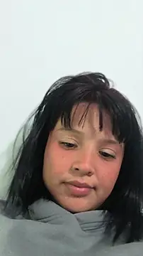 LorenRosse online show from April 13, 2026, 11:32 pm