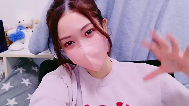 Snapshot of oxo_yuna_oxo chatting on January 5, 2025, 4:16 pm oxo yuna oxo online show from January 5, 2025, 4:16 pm