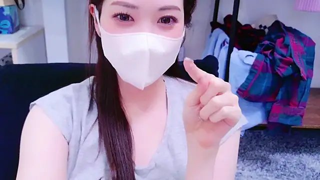 Snapshot of oxo_yuna_oxo chatting on January 12, 2025, 2:52 pm oxo yuna oxo online show from January 12, 2025, 2:52 pm