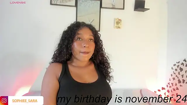 sara sophieee online show from November 9, 2025, 7:12 pm