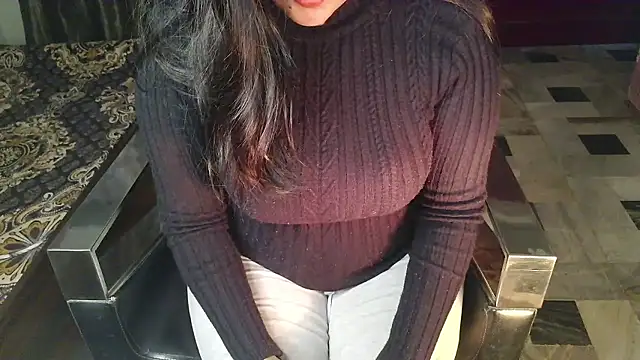 aarushi sharmaa online show from January 18, 2026, 3:43 am