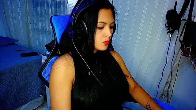 Snapshot of MOMMYJEVAA chatting on March 11, 2025, 8:53 pm MOMMYJEVAA online show from March 11, 2025, 8:53 pm