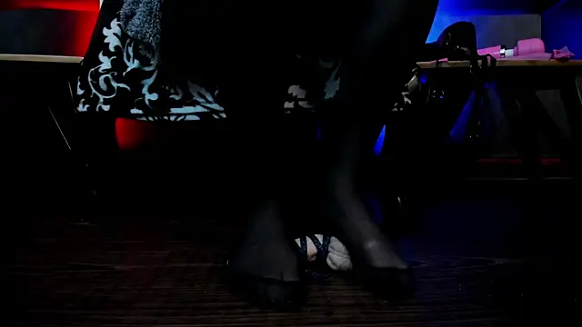 Snapshot of IvanaFetish chatting on January 28, 2025, 7:53 am IvanaFetish online show from January 28, 2025, 7:53 am