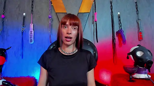 Snapshot of IvanaFetish chatting on February 25, 2025, 8:14 am IvanaFetish online show from February 25, 2025, 8:14 am