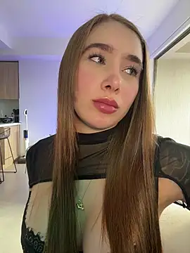 Lanataylor- online show from April 20, 2026, 10:33 pm