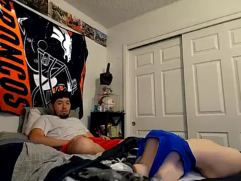 hornycollegestudenthung online show from March 13, 2025, 8:32 pm