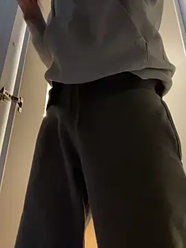 kensnb online show from December 26, 2024, 8:53 pm