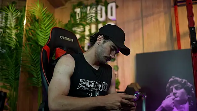 Austin bolt online show from December 12, 2024, 2:04 am