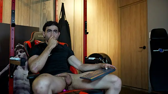 Austin bolt online show from December 13, 2024, 4:54 am