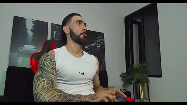 Austin bolt online show from January 30, 2025, 1:55 am