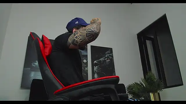 Austin bolt online show from January 31, 2025, 2:58 am