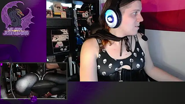 Snapshot of Rae-Suon chatting on January 24, 2025, 6:56 pm Rae-Suon online show from January 24, 2025, 6:56 pm