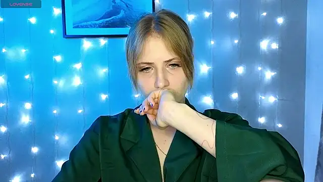 PureAlisMiracle online show from January 23, 2025, 10:22 pm