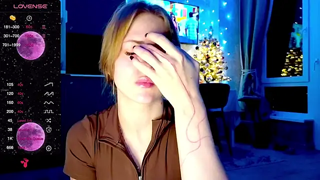 PureAlisMiracle online show from December 14, 2025, 3:06 pm