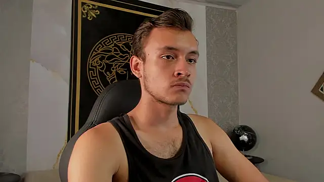 Snapshot of Desmon_Clark chatting on January 26, 2025, 11:29 pm Desmon Clark online show from January 26, 2025, 11:29 pm