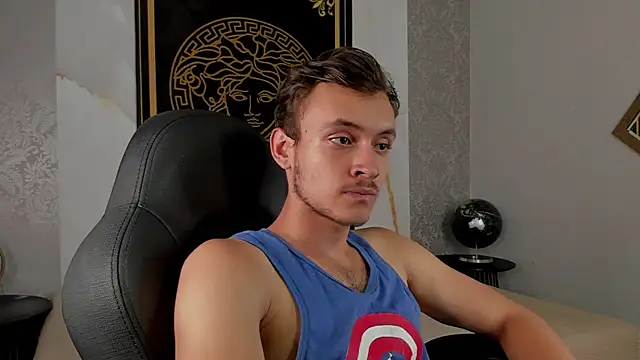 Snapshot of Desmon_Clark chatting on January 28, 2025, 9:40 pm Desmon Clark online show from January 28, 2025, 9:40 pm