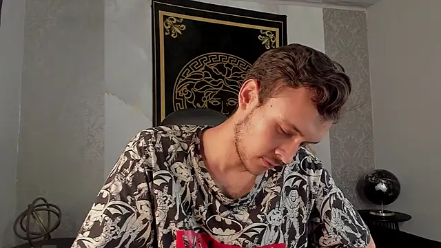 Snapshot of Desmon_Clark chatting on February 2, 2025, 2:48 am Desmon Clark online show from February 2, 2025, 2:48 am