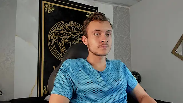 Snapshot of Desmon_Clark chatting on February 3, 2025, 9:29 pm Desmon Clark online show from February 3, 2025, 9:29 pm