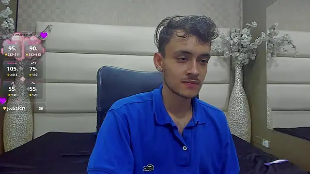 Snapshot of Desmon_Clark chatting on March 9, 2025, 7:34 am Desmon Clark online show from March 9, 2025, 7:34 am