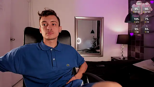 Snapshot of Desmon_Clark chatting on March 21, 2025, 9:34 pm Desmon Clark online show from March 21, 2025, 9:34 pm