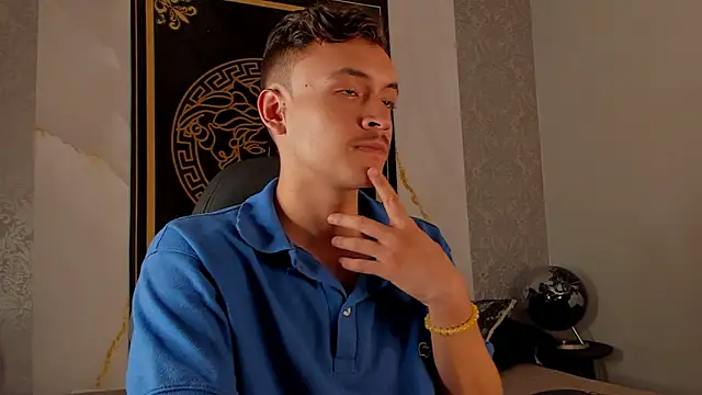 Snapshot of Desmon_Clark chatting on September 26, 2025, 10:14 pm Desmon Clark online show from September 26, 2025, 10:14 pm