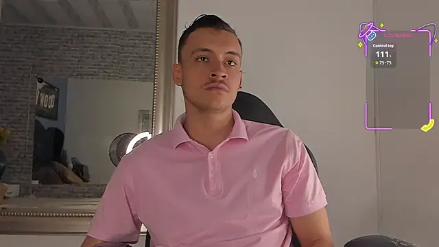 Snapshot of Desmon_Clark chatting on September 30, 2025, 11:21 pm Desmon Clark online show from September 30, 2025, 11:21 pm