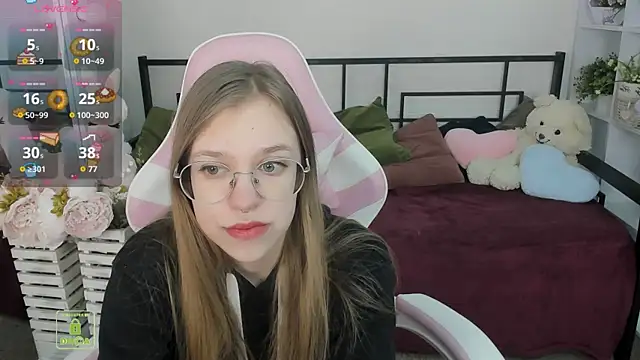 Snapshot of LayriantaVee chatting on April 19, 2026, 6:13 am LayriantaVee online show from April 19, 2026, 6:13 am