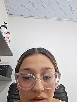 Ary-18 online show from February 2, 2026, 1:43 pm